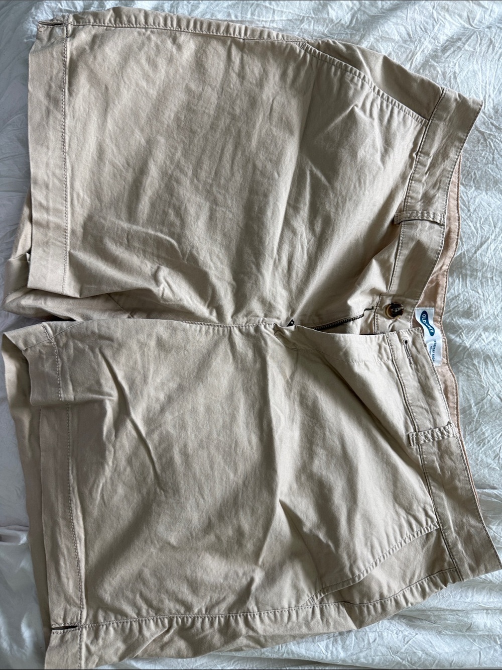 Old Navy everyday high rise Khaki/Tan Women’s Bermuda Shorts